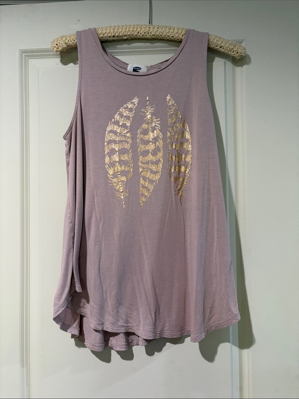 Old Navy Dusty Mauve Tank Top with Gold Feather Print